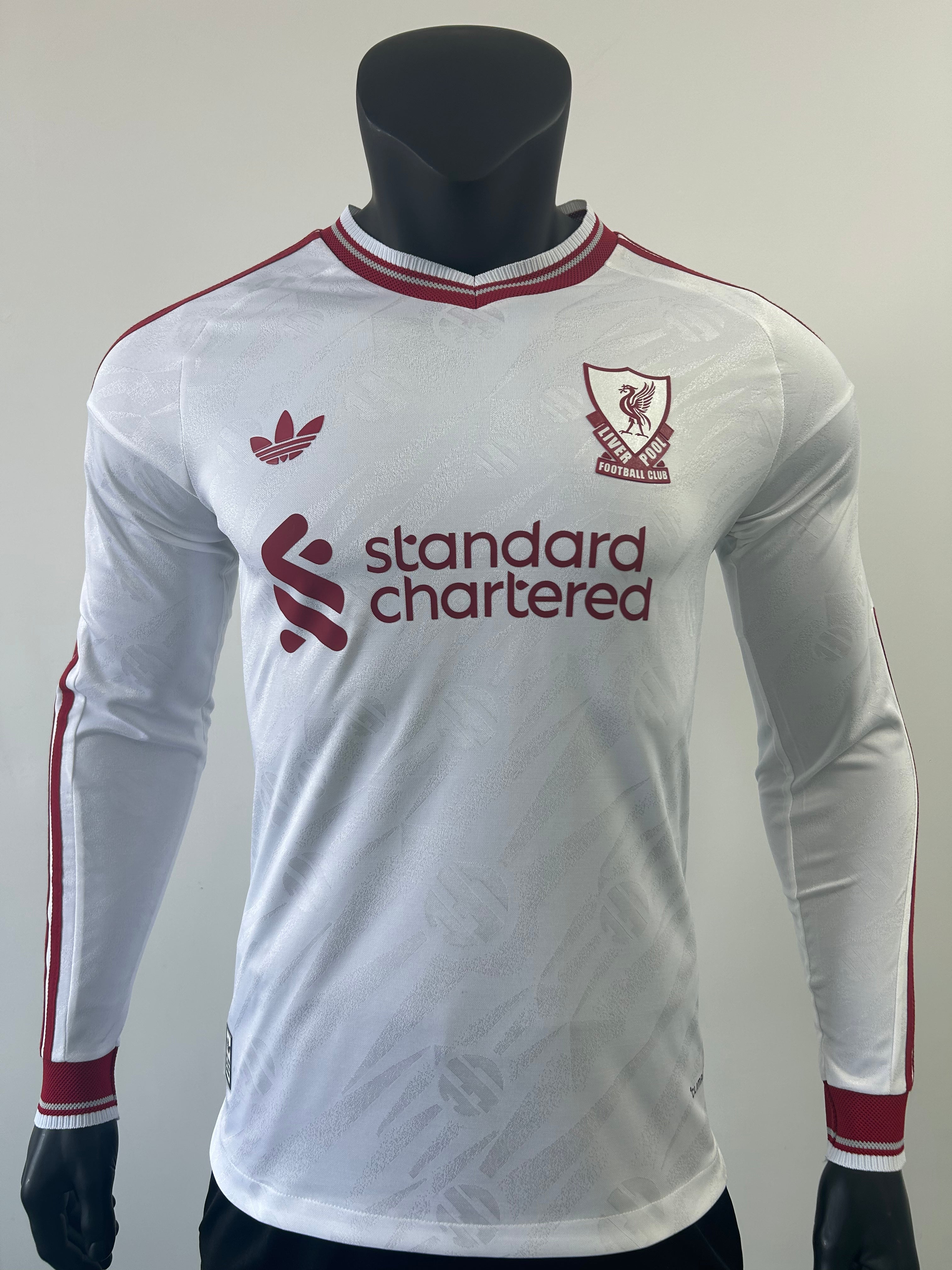 Liverpool 26/27 Visita