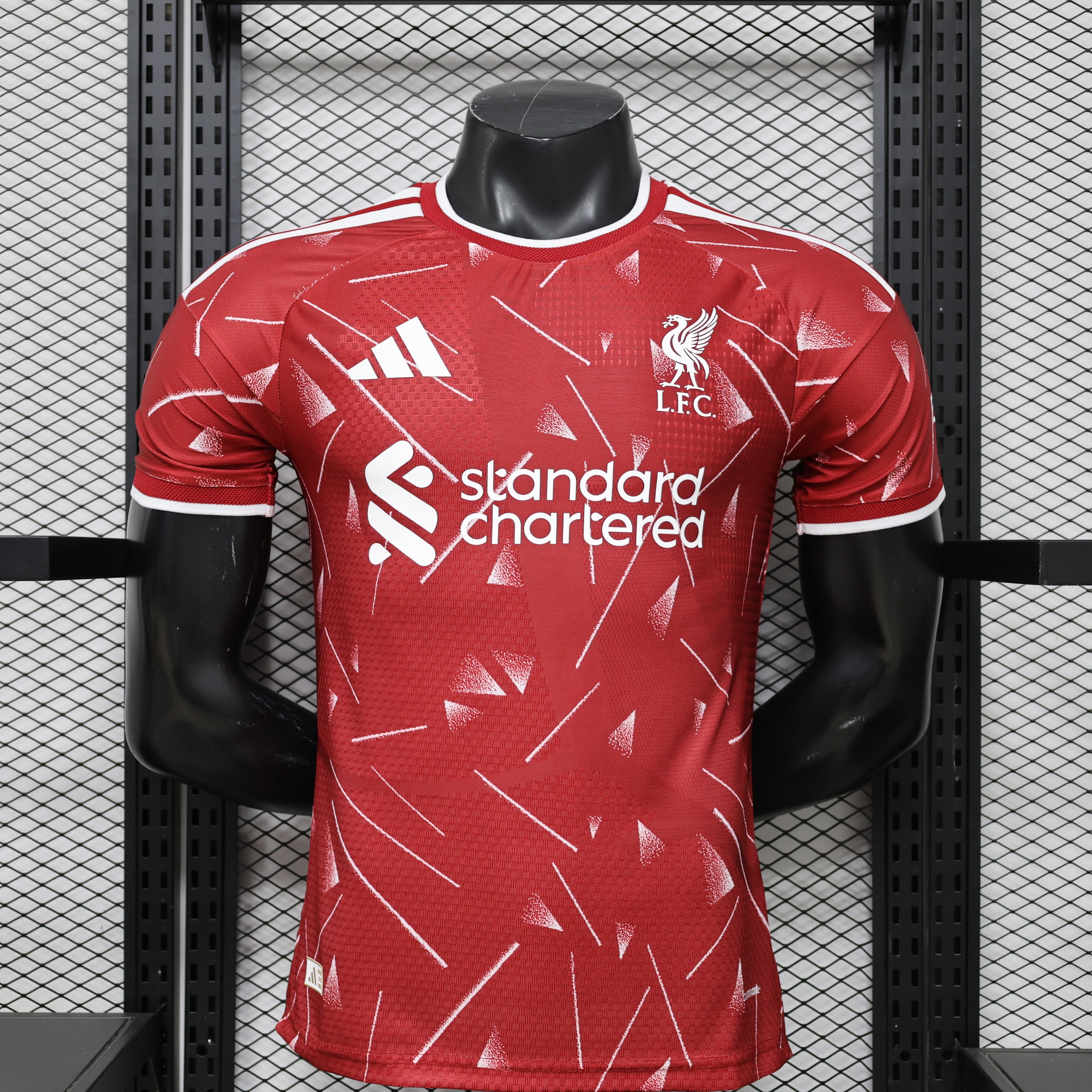 Liverpool 26/27 Local