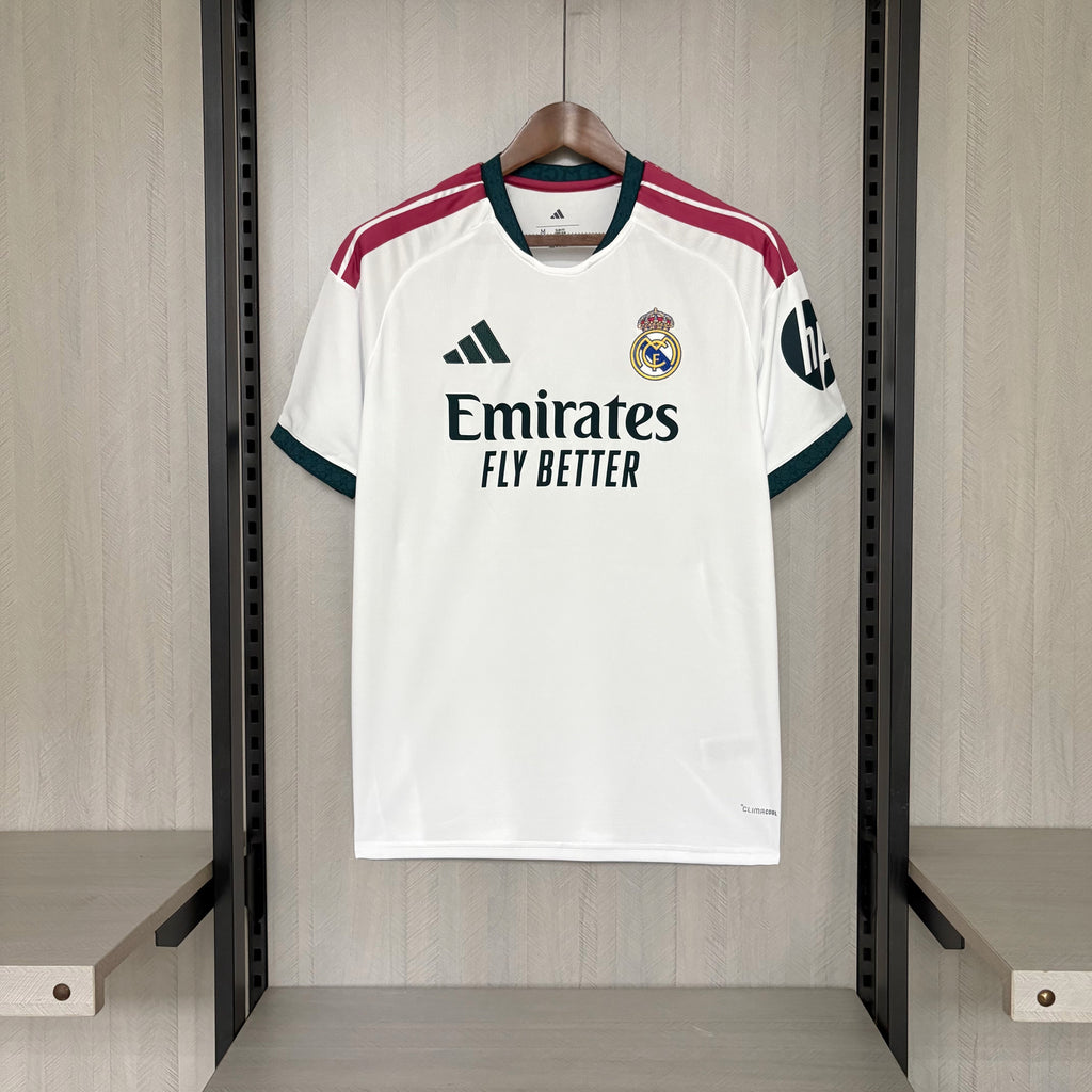 Real Madrid 26/27 Local