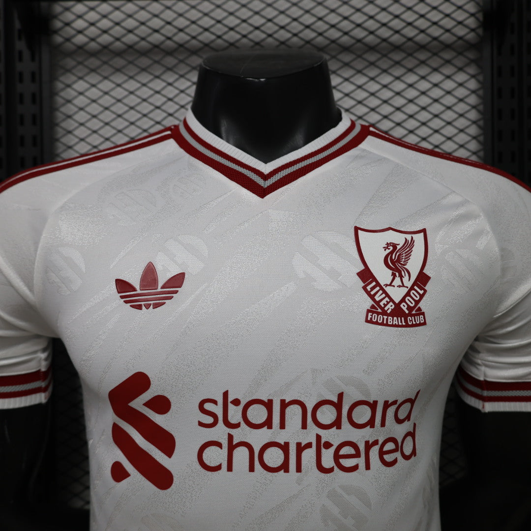 Liverpool 26/27 Visita