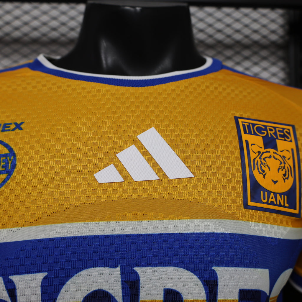 Tigres 26/27 Local