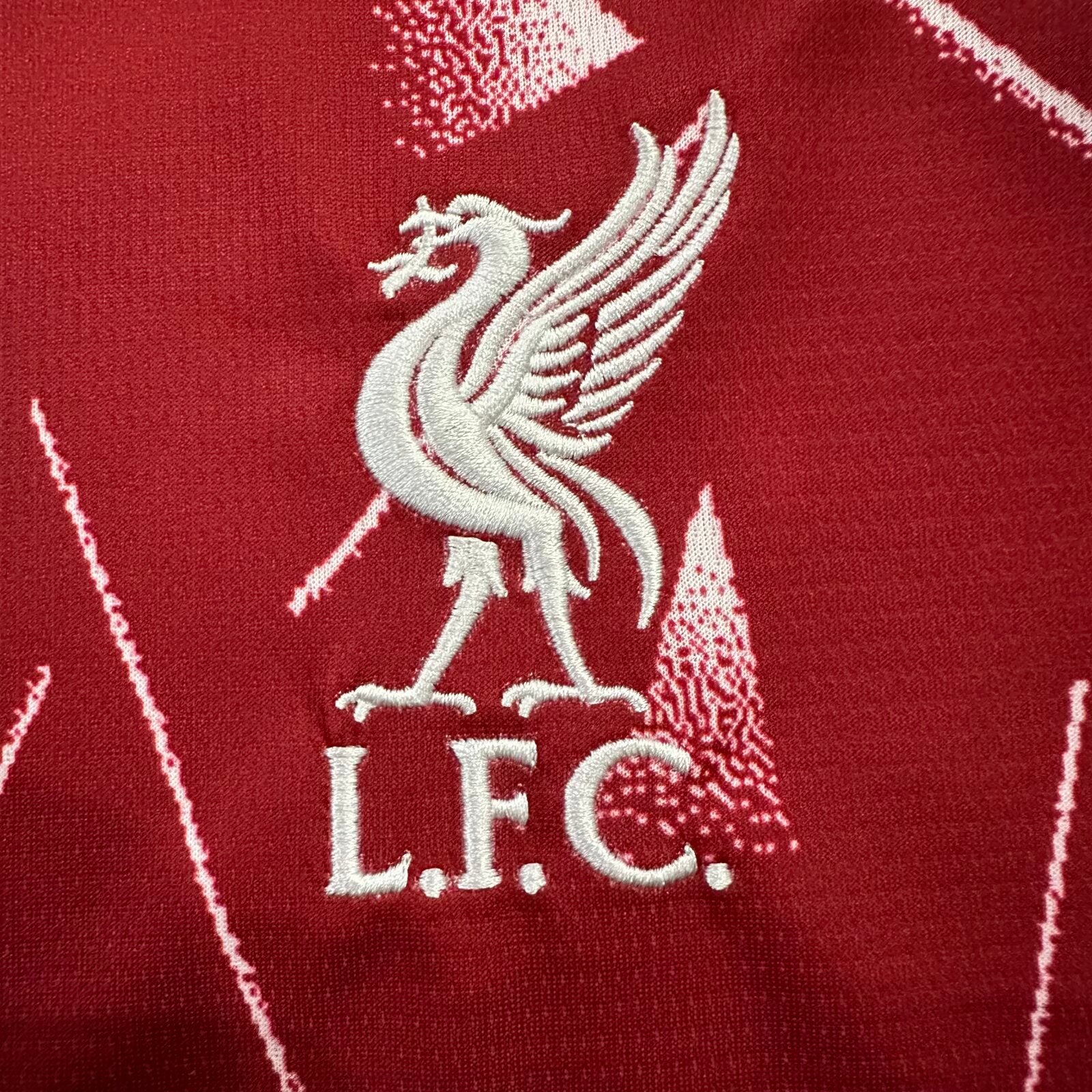 Liverpool 26/27 Local
