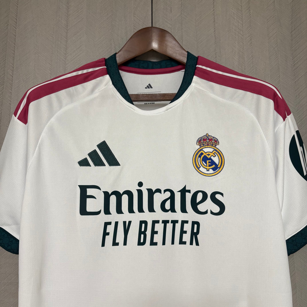 Real Madrid 26/27 Local