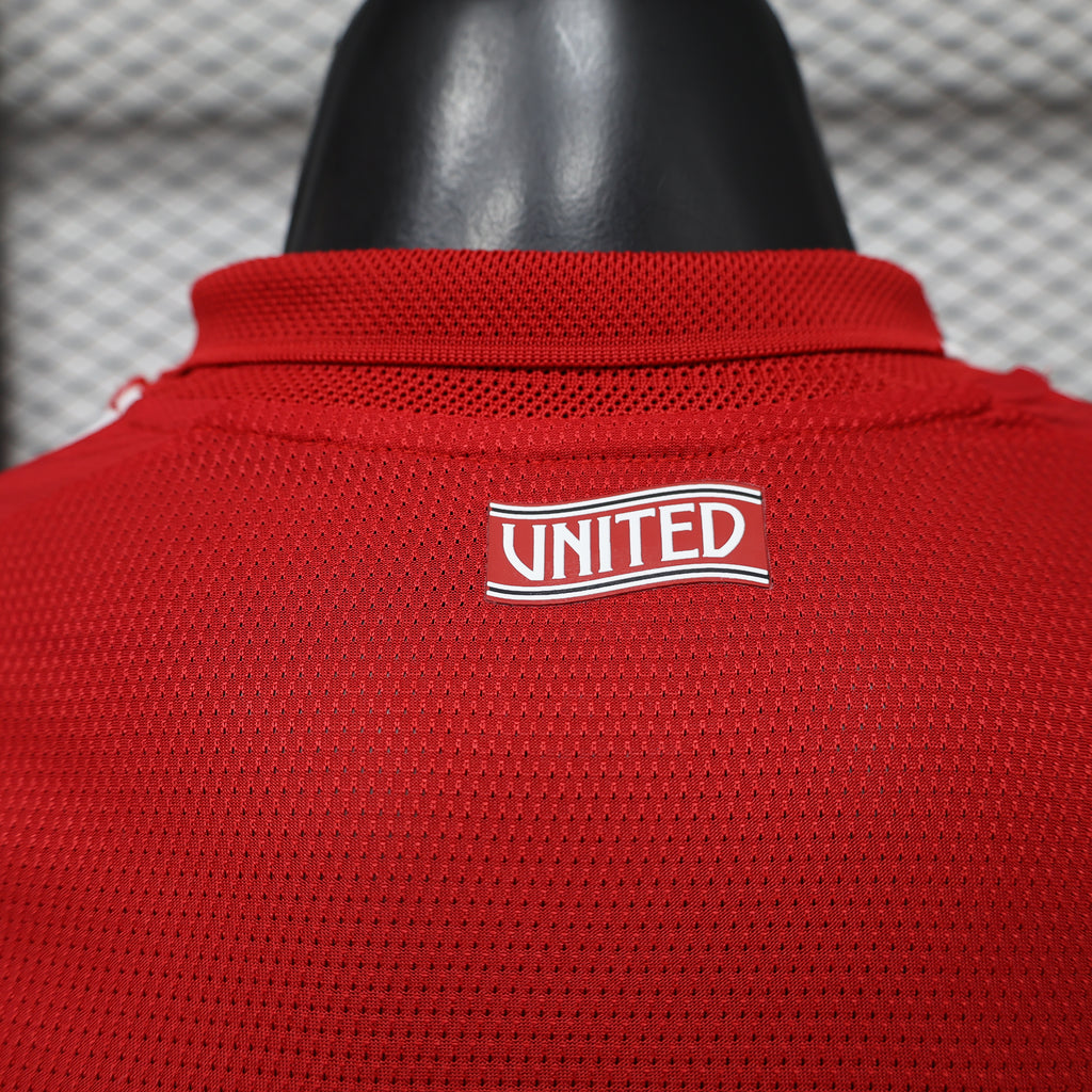 Manchester United 26/27 Local