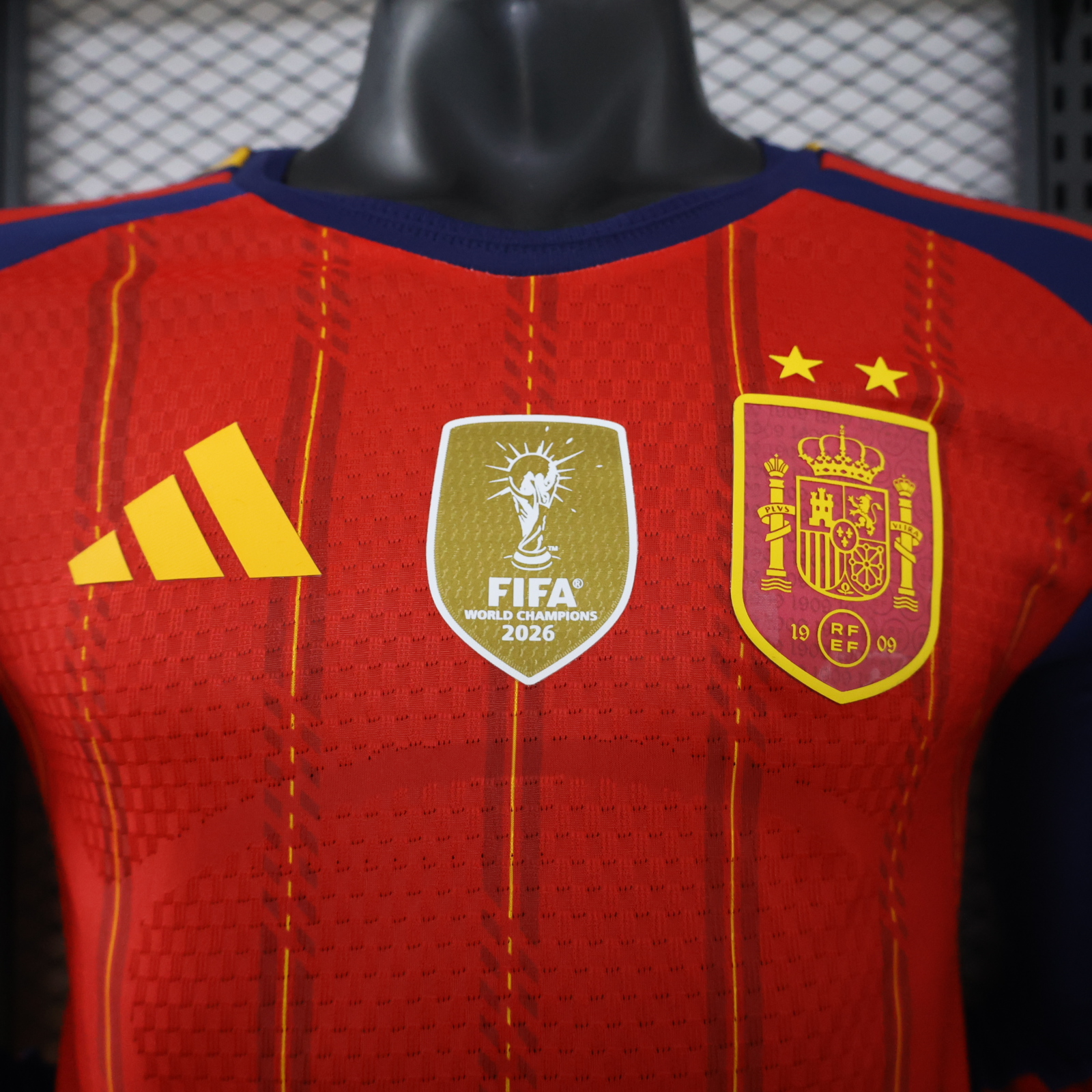 España 26/27 2 Campeon Mundial 2 Estrellas Local