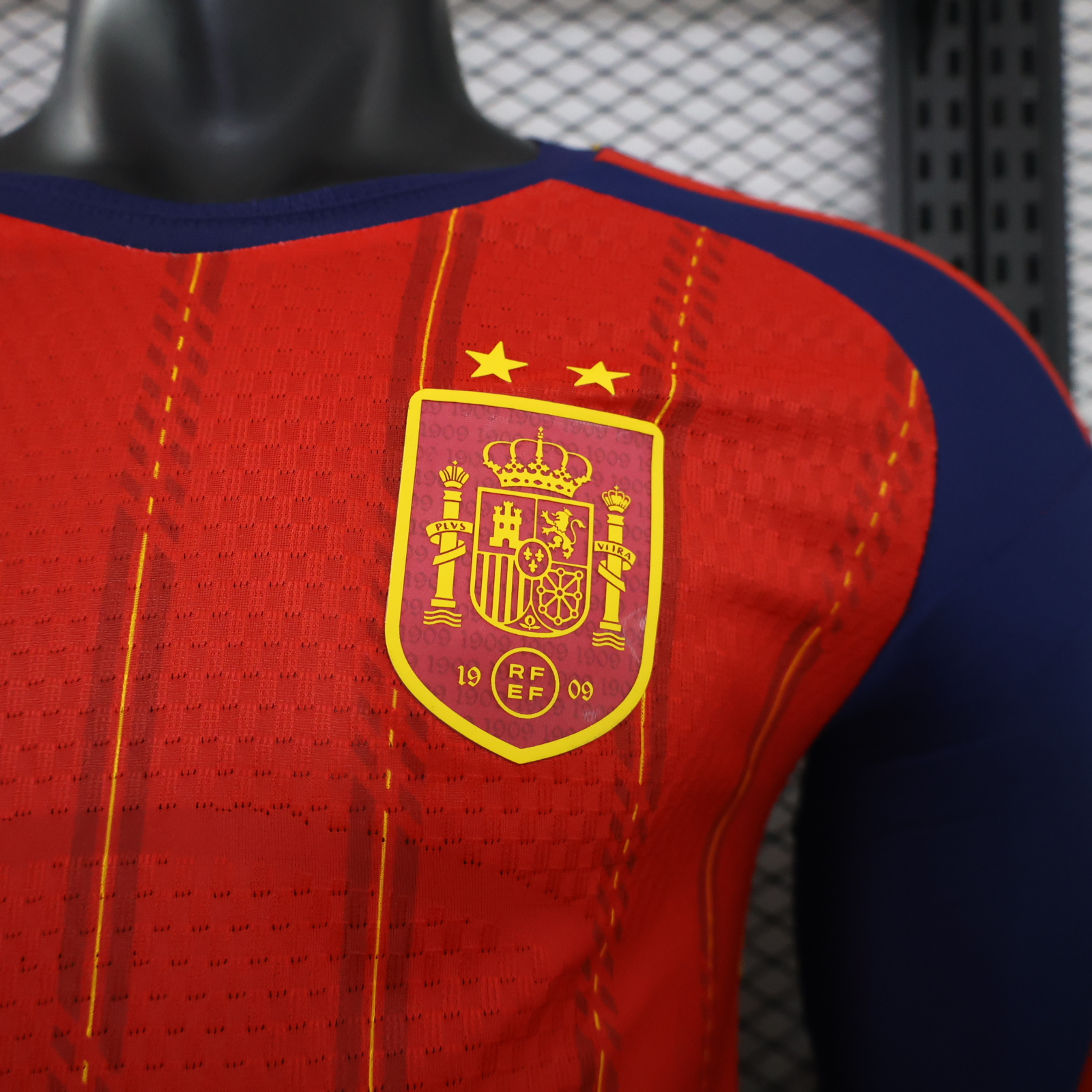 España 26/27 2 Campeon Mundial 2 Estrellas Local