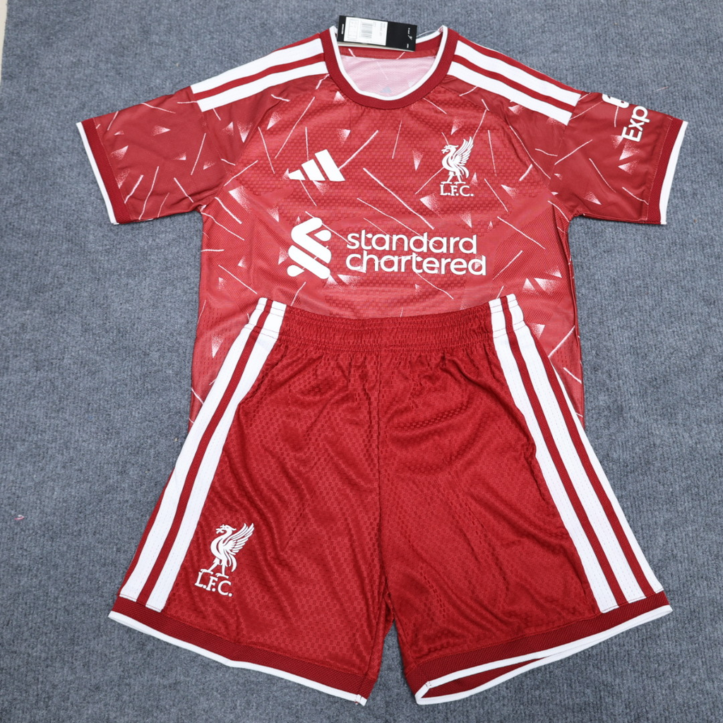 Liverpool 26/27 Local Infantil