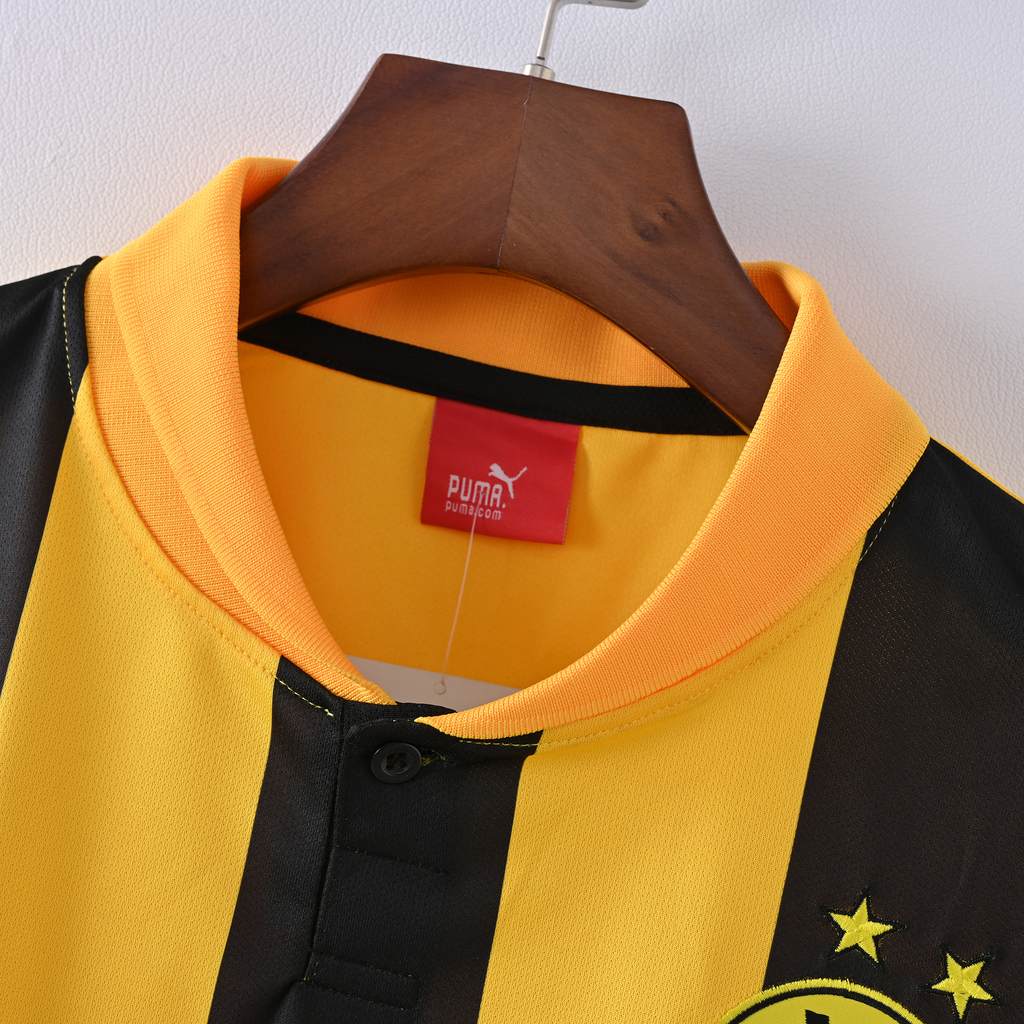 Borusia Dortmund 12/13 Local
