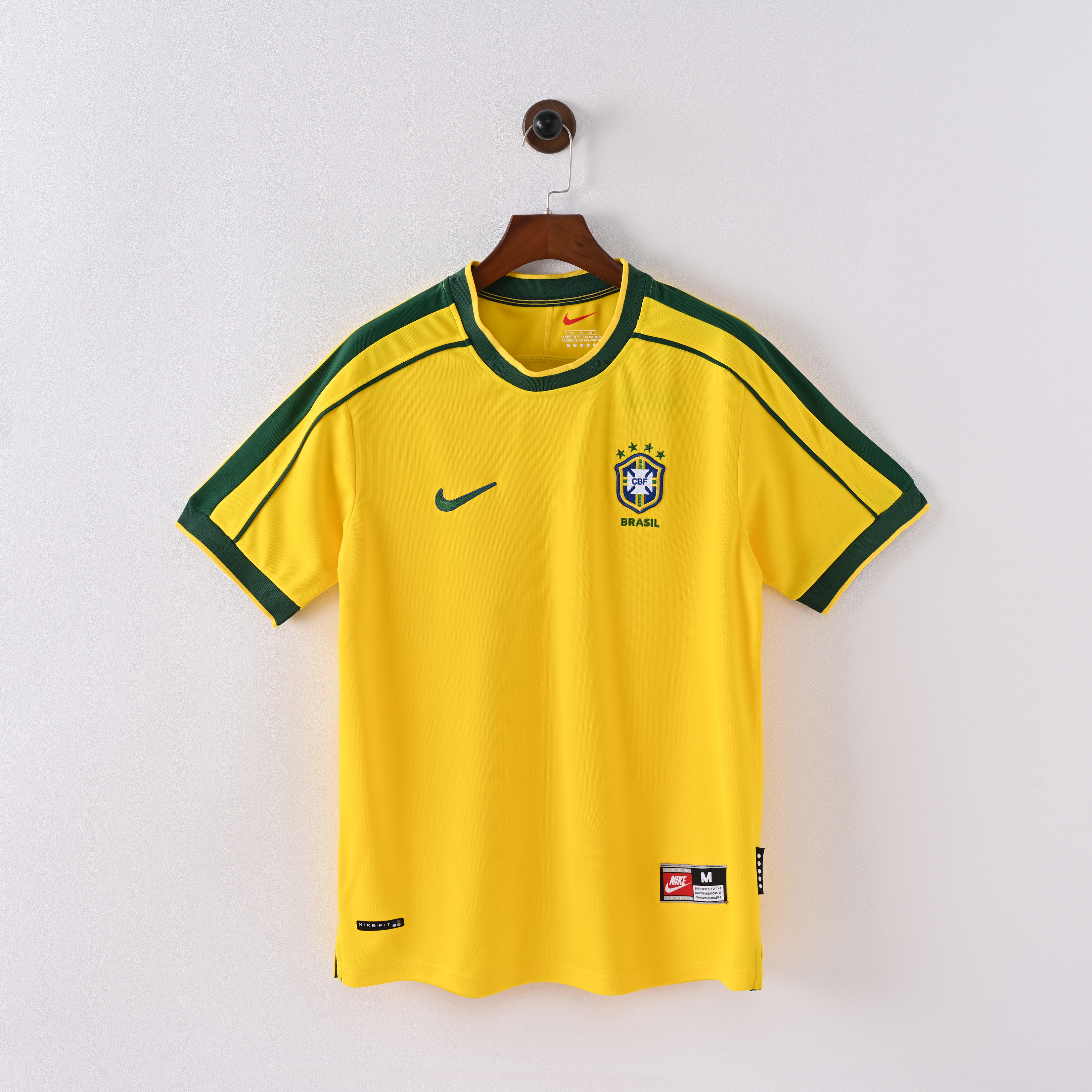 Brasil 98/99 Local